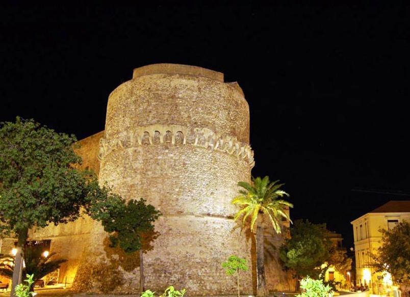 Reggio Central House Low Cost Per 4 Reggio di Calabria Exterior foto