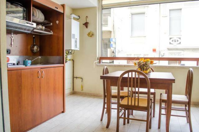 Reggio Central House Low Cost Per 4 Reggio di Calabria Exterior foto